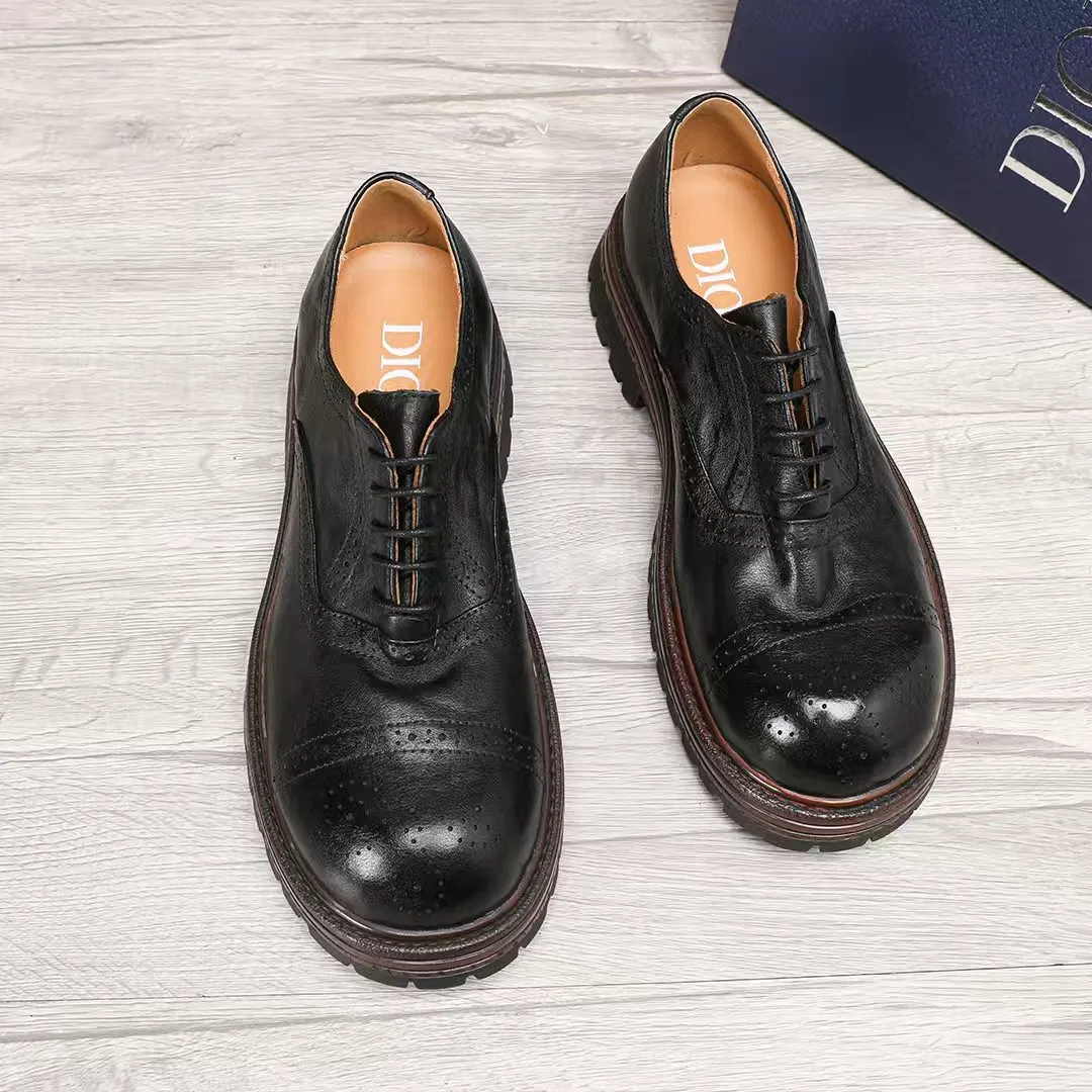 Factory price 540 🕷️🕷️[Dior] Dior's new men's shoes are launched in Hong Kong counters. Official website 1:1 production. Original Italian patented cowhide + water-dyed 🐂 leather lining. Designed by European and American masters. Goodyear craftsmanship, washed cowhide, perfect shape to create counter quality, solid color rubber wear-resistant outsole and classic dazzling toe! Super versatile and very comfortable. High-end without losing taste, fashionable and novel! ! Absolute focus! Colors optional, code number 38-44 (45 customized)